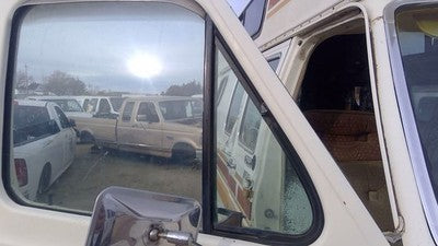 75-84 Van E250 Passenger Right Front Vent Window Small Door Glass With Frame