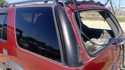 1998 Chevy S10 Blazer Driver Left Rear Moulding On Quarter Panel Oem