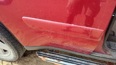 02-05 Trail Blazer Passenger Right Rear Moulding Door Back Trim Majestic Red 86U