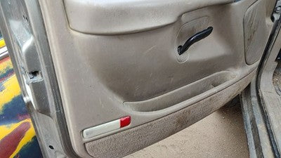 01-02 Silverado 2500 Driver Front Door Trim Panel With Master Switch Tan 52D