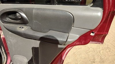 02-04 Trail Blazer Right Rear Inside Door Trim Panel Back Dark Pewter 922
