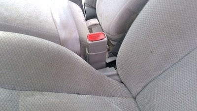 1998 Ford Taurus Driver Left Front Seat Belt Buckle Receiver Oem Gray