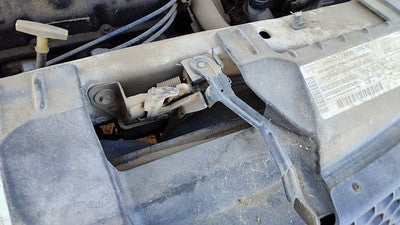 2001-2004 Grand Caravan Hood Latch Assembly With Bracket Oem 04860439Ac
