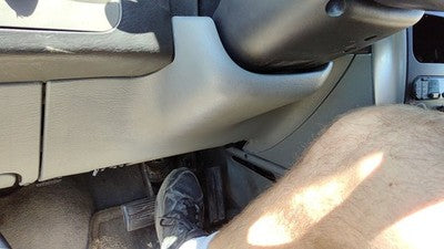 05-07 Town & Country Lower Dash Under Column Knee Bolster Trim Panel Gray Sld5