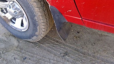 2000 Ford Ranger Driver Left Front Mud Flap Oem Fender Moulding