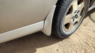 2002 Chevy Malibu Passenger Right Rear Moulding On Quarter Panel Oem Silver 12U