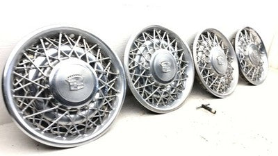 1980-1984 Cadillac Deville Set Of 4 Hub Cap Wheel Covers Oem Wire Type 01612485
