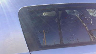 10-16 Kia Sportage Passenger Right Rear Vent Window Back Door Glass With Frame