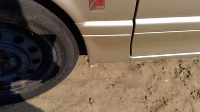 1993 Saturn Sw2 Driver Left Moulding From Fender Oem Trim Strip Gold