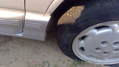 1991 Cutlass 2 Door Passenger Right Moulding From Fender Oem Trim Strip Silver