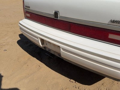 1991-1994 Lincoln Town Car Rear Bumper Cover Assembly Oem Back White Wt