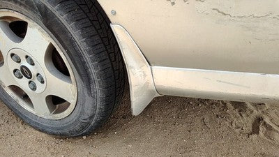 2002 Chevy Malibu Driver Left Rear Moulding On Quarter Panel Oem Silver 12U