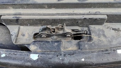 1995-1997 S10 Blazer Hood Latch Assembly With Bracket Oem