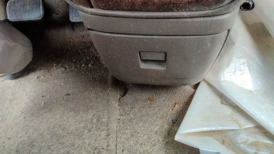 2000-2003 Ford Windstar Lower Cubby Compartment Oem Dash Tan