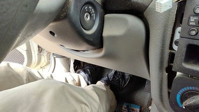 2002 Saturn L100 Lower Dash Under Column Knee Bolster Trim Panel Oem Gray 96B