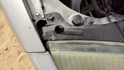 95-05 Pontiac Sunfire Top Plastic Cover Above Radiator Support Oem Upper Shield