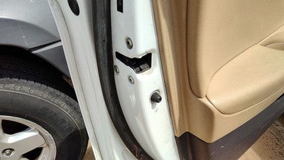2011-15 Hyundai Sonata Driver Left Front Door Latch With Rods/Cables Oem