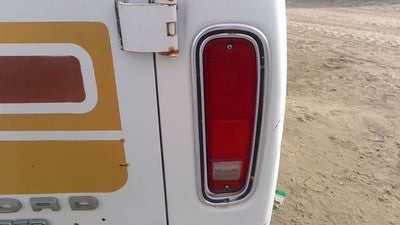 1975-1991 Ford Van E250 Passenger Right Tail Light Oem Brake Lamp Rear