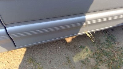 1991 Cutlass 2 Door Passenger Right Front Moulding From Door Trim Strip Silver