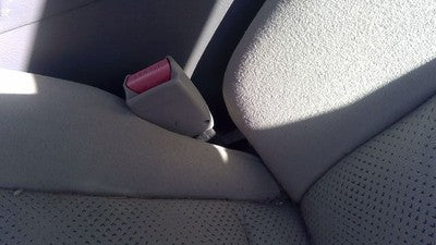 2001-2003 Nissan Maxima Driver Left Front Seat Belt Buckle Receiver Oem