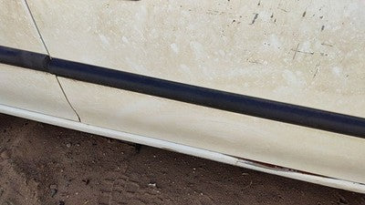 1998 Subaru Legacy Rhd Postal Right Front Moulding From Door Oem Trim Strip