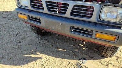 1995-1997 Nissan Hardbody Front Bumper With Brackets Assembly Oem 4X4 620123B800