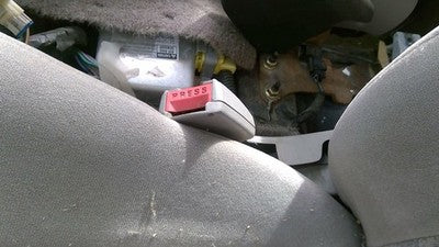 1998 Saturn Sw2 Driver Left Front Seat Belt Buckle Receiver Oem Gray
