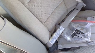 2002 Nissan Maxima Passenger Right Front Seat Belt Buckle Receiver Oem
