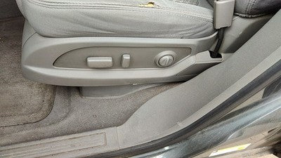 2010 Chevy Traverse Driver Left Side Power Seat Switch With Trim Panel Oem Gray
