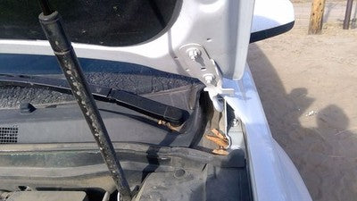 2010-2017 Gmc Terrain Driver Left Hood Hinge Assembly Oem White Gaz 25798897