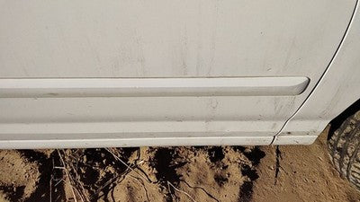 01-03 Hyundai Elantra Passenger Right Front Moulding From Door Trim Strip White