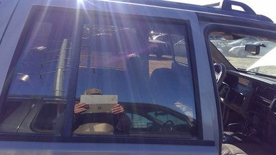 1993-1998 Jeep Grand Cherokee Passenger Right Rear Side Window Door Glass Back