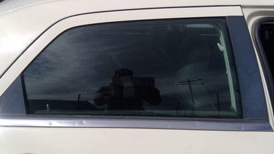 2005-2010 Chrysler 300 Passenger Right Rear Side Window Door Glass Oem Back