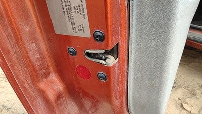 2005-2010 Chevy Cobalt Driver Left Front Door Latch With Rods/Cables Oem