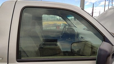 1999-2007 Chevy Silverado 2500 Passenger Right Front Side Window Door Glass Oem