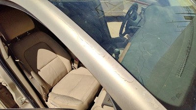 Suzuki Grand Vitara Xl-7 Passenger Right Front Moulding On A Pillar Post Gold
