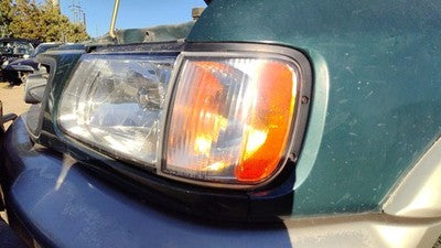 2000 2001 2002 Honda Passport Driver Left Front Turn Signal Light Lamp Oem