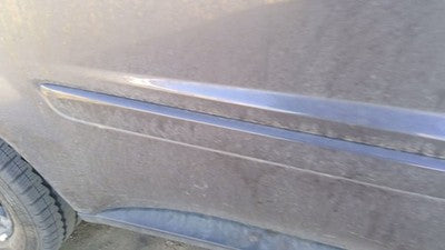 06-09 Torrent Passenger Right Rear Moulding From Door Back Trim Granite Gray 44U