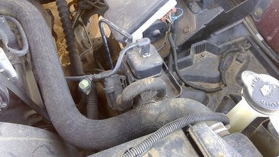 1999 Chevy Tahoe Fuel Vapor Canister Oem Charcoal Housing