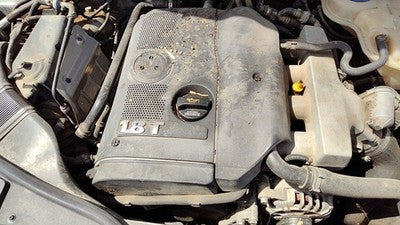 1998-2005 Vw Passat Engine Cover Top Plastic Shield Oem 1.8L Turbo 58103724Aa