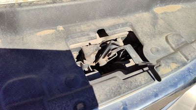 1997-2005 Ford Expedition Hood Latch Assembly With Bracket Oem Yl3Z16138Aa