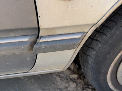 1986 Olds 88 Passenger Right Moulding From Fender Oem Trim Strip