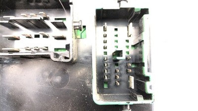 2006-2007 Chrysler 300 Engine Fuse Box Oem 3.5L P04692031ai 05161486Aa