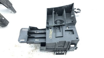 2002 Sierra 2500 Hd Fuse Box Electrical Center Housing Mount Oem 15040248