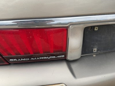 1998-2002 Mercury Grand Marquis Center Middle Inner Tail Light Brake Lamp Oem