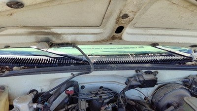 1995 Chevy Silverado 1500 Windshield Wiper Cowl Vent Trim Panel Oem Cover