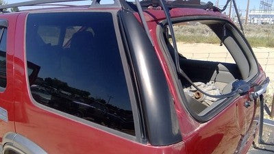 1998 Chevy S10 Blazer Driver Left Rear Moulding On Quarter Panel Oem