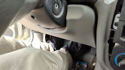 2002 Saturn L100 Lower Dash Under Column Knee Bolster Trim Panel Oem Gray 96B