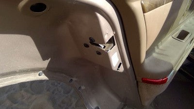 1994 Olds Eighty Eight Driver Left Rear Door Latch With Rods/Cables Oem Back