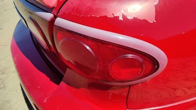 2003-2005 Chevy Cavalier Passenger Right Tail Light Brake Lamp Oem Rear 15142167